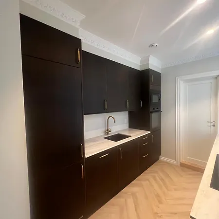 2 Bedroom In The Heart Of Centrum Bergen